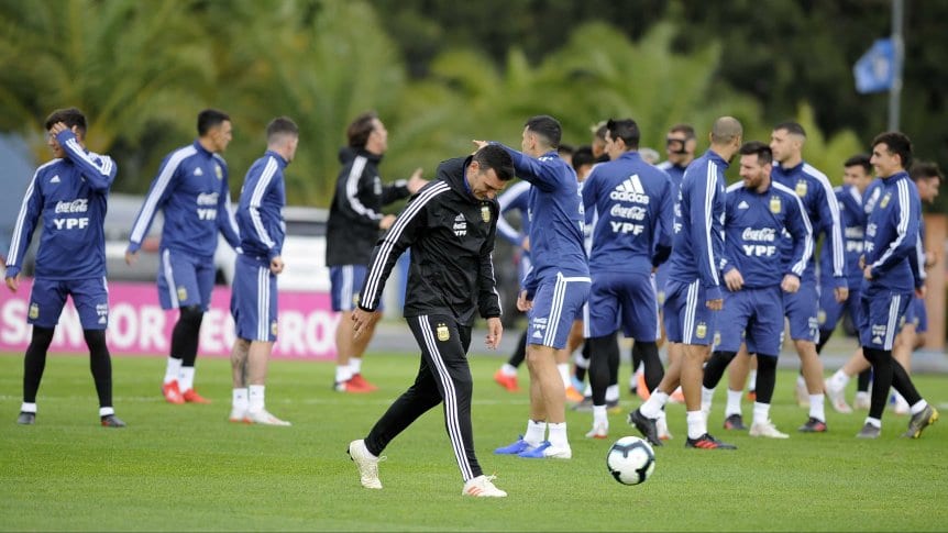 Selección Argentina: Paredes y Pezzella serían titulares