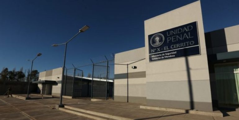 Trasladaron a los primeros internos hacia la nueva Unidad de El Cerrito
