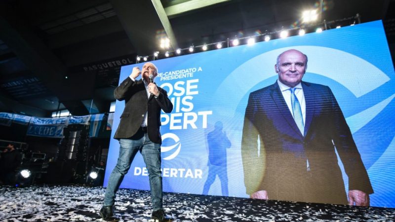 Espert lanzó su candidatura presidencial en Ferro y prometió “dinamitar” el sistema