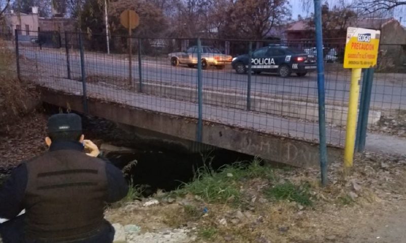 Hallaron muerto a un bebé en un arroyo en Tunuyán