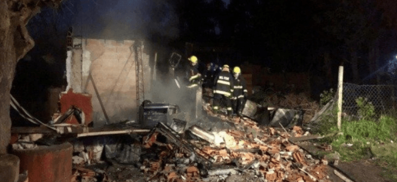 Cinco niños murieron tras incendiarse su casa en Pilar