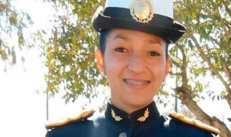 Acusan a la Escuela de Policía de Córdoba por la muerte de una cadete que contrajo neumonía
