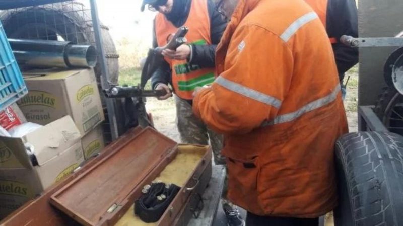 Once detenidos y hallazgo de drogas y armas en operativos en toda la provincia