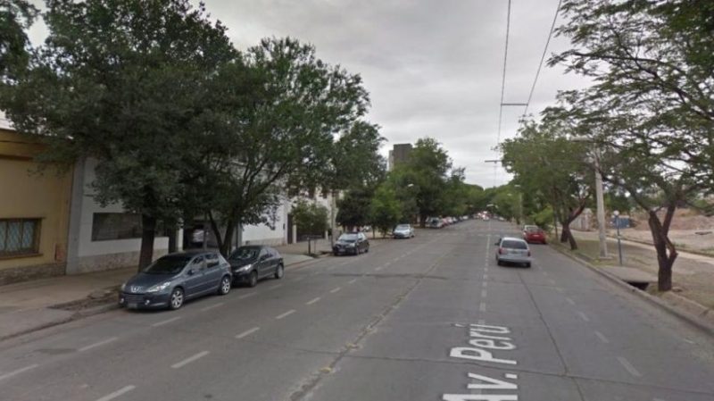 Encontraron a un hombre muerto cerca de una estación del Metrotranvía