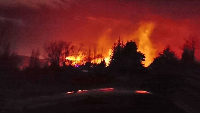 Hubo piquetes en varios puntos de Mendoza por los cortes de luz tras el zonda del domingo