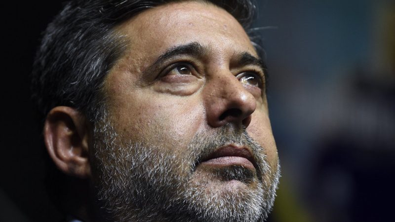 Daniel Angelici ahora criticó la designación de los árbitros en el Boca-River: “Congelaron el VAR”