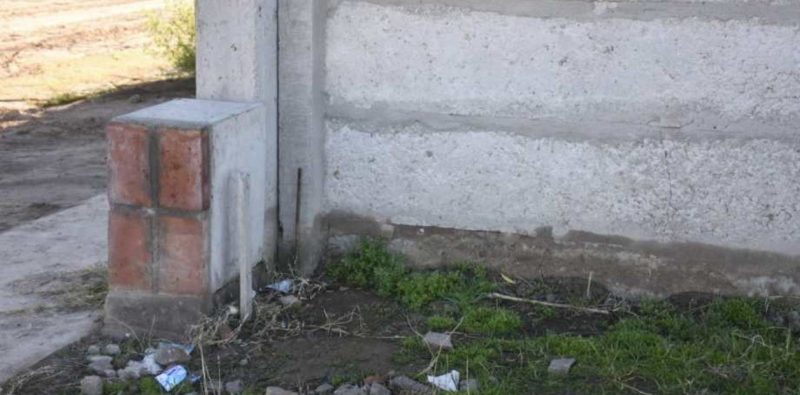 Abandonaron a un recién nacido en un descampado en Neuquén