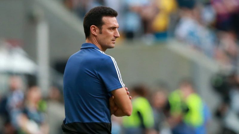 Menotti quiere a Scaloni en las Eliminatorias