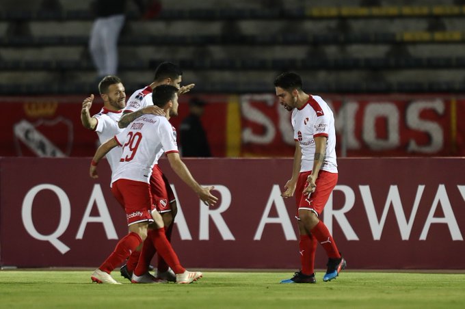 Independiente perdió con la Universidad Católica de Ecuador pero clasificó a los cuartos de la Copa Sudamericana