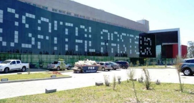 Detuvieron a una mujer que golpeó a sus hijos de 1 y 2 años y los mandó al hospital