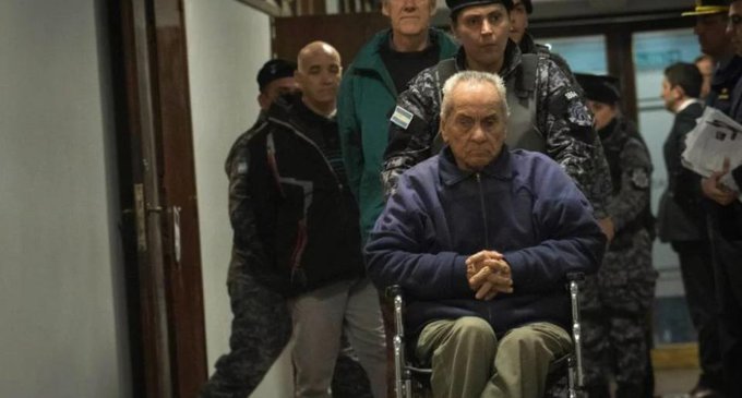 Quién es el cura Corradi, el hombre con una carrera marcada por los abusos sexuales