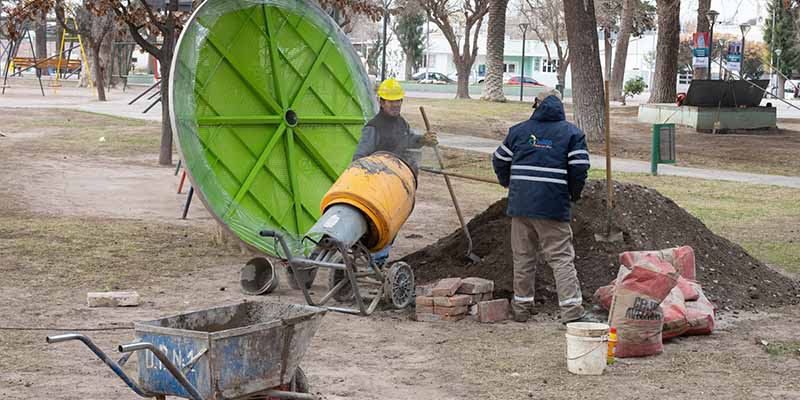 Instalaron juegos en la plaza de Bowen