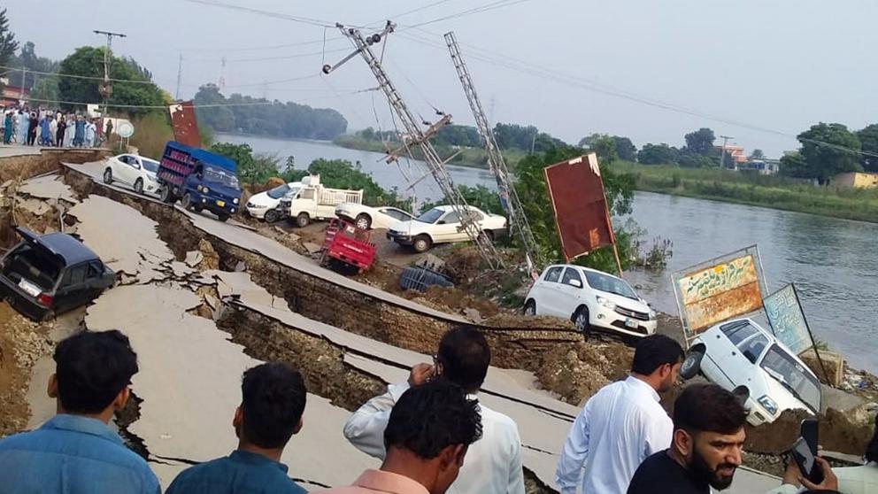 Terremoto en Pakistan de 5,8 grados, al menos 19 muertos y 300 heridos
