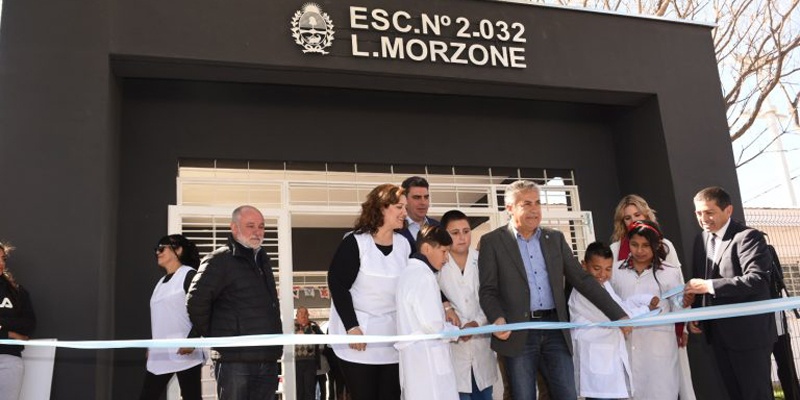 El Gobernador inauguró una escuela de educación especial en Bowen