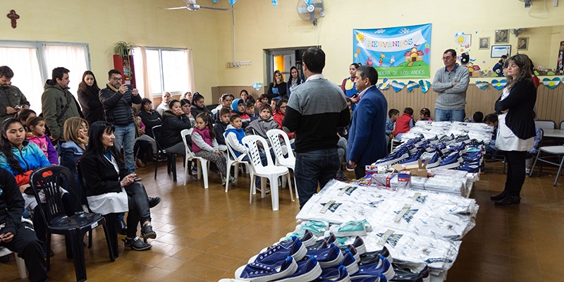 Realizaron la entrega de materiales a escuelas rurales