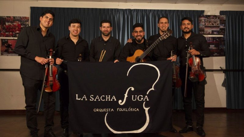 Cantaban “a la gorra” en colectivos, entraron a una banda, ganaron en Cosquín y ya los contrataron en Europa