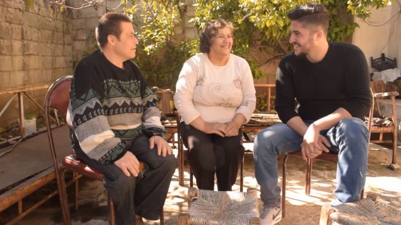 Tiene Síndrome de Down, formó una familia y su hijo está por recibirse de dentista