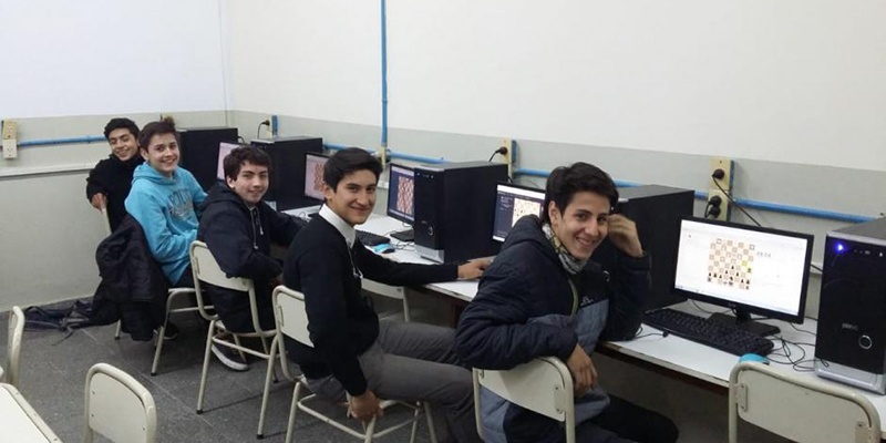 Ajedrez: La escuela Jorge Barraquero representará al País en el Sudamericano Digital