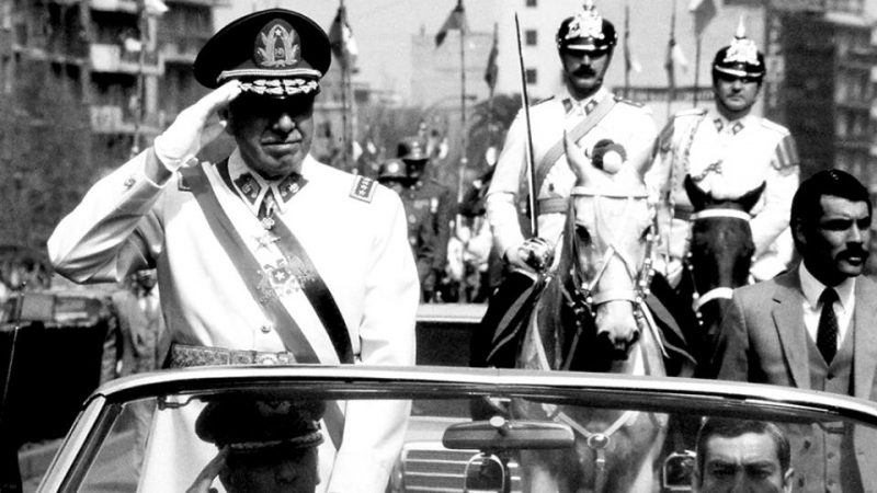 Bolsonaro reivindicó a Pinochet en un cruce con Michelle Bachelet