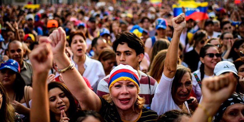 Datos oficiales. Cuántos venezolanos tienen trabajo en la Argentina