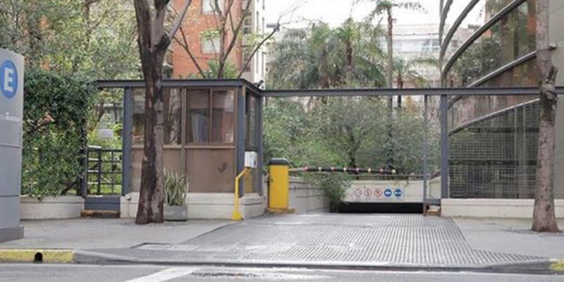 Una mujer fue baleada por su ex pareja cuando entraba a un hotel en Puerto Madero