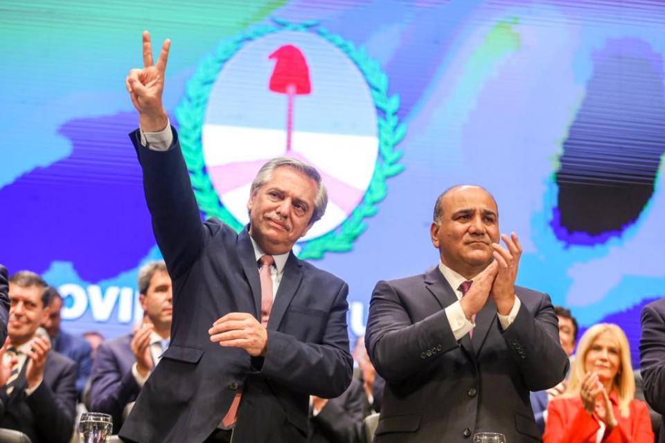 “Ninguna sociedad se hace fuerte restando derechos”