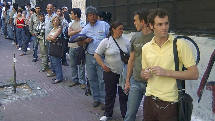 El desempleo aumentó a 9,7% en el tercer trimestre y hay más de 2 millones de desocupados en el país