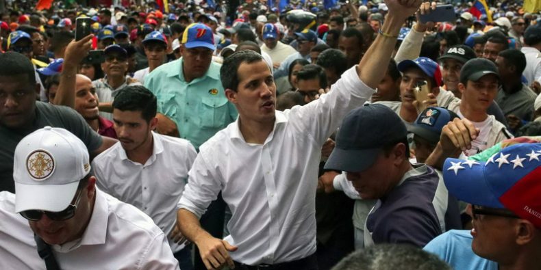 Guaidó pide reactivar la presión en las calles contra Maduro