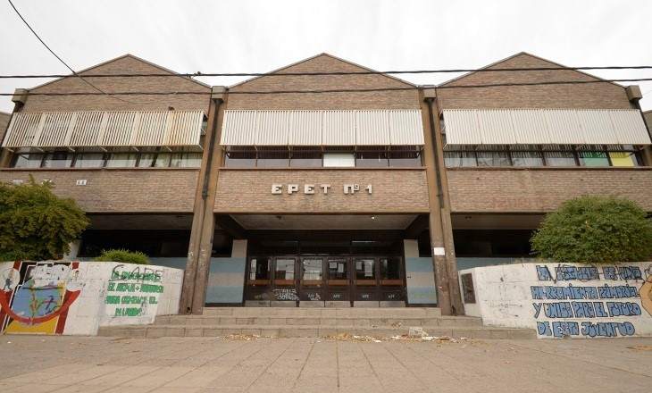 Encuentran actividad paranormal en un colegio de Cutral Có