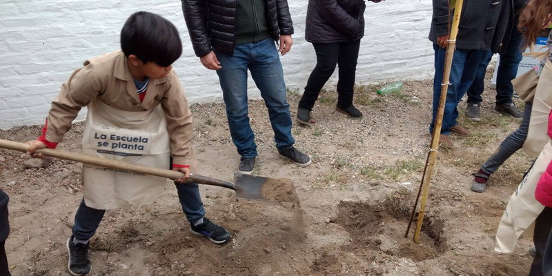 La Escuela se Planta Frente al Cambio Climático