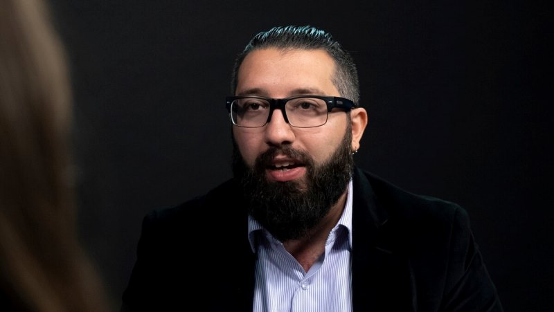 Tiene 32 años y el coeficiente intelectual de Einstein: “Ser superdotado no te hace más inteligente”