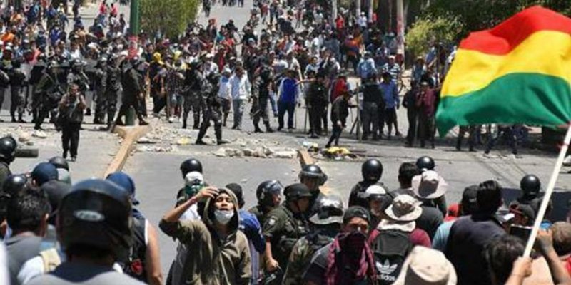 Dos muertos en enfrentamientos entre oficialistas y opositores en Bolivia