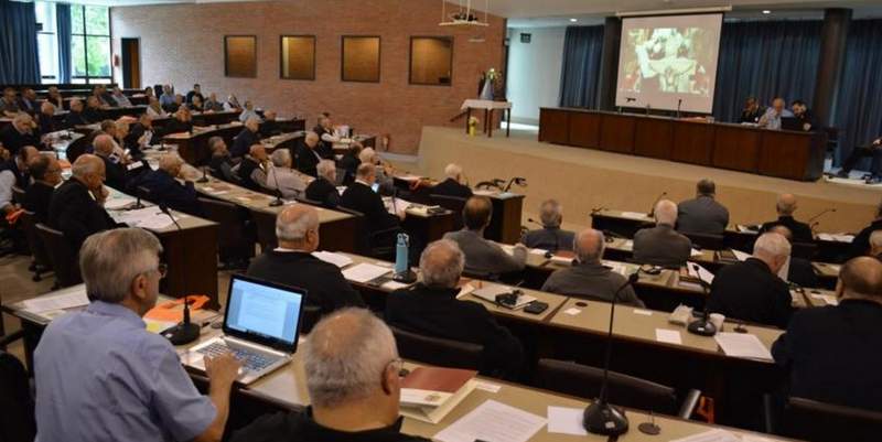 Tras renunciar a los fondos del Estado, la Iglesia busca donaciones exprés