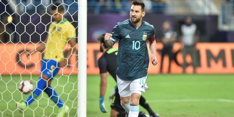 Messi donó medio millón de euros a la Fundación Garrahan