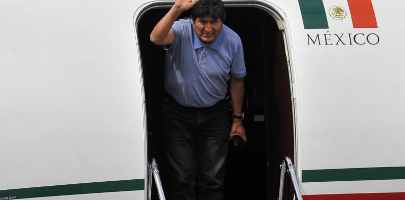 Evo Morales llegó a México y le agradeció a López Obrador: “Me salvó la vida”