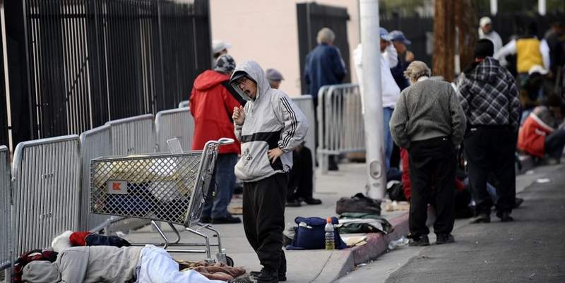 Las Vegas, contra los pobres: 6 meses de cárcel y US$ 1000 de multa por dormir en la calle