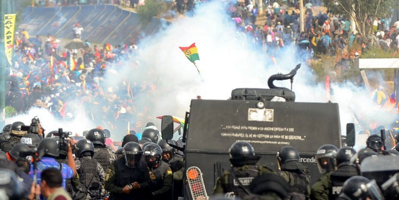 Violentos enfrentamientos en Cochabamba: al menos cinco muertos
