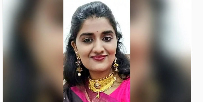 Violaron en manada a una joven en la India, la asesinaron y la prendieron fuego
