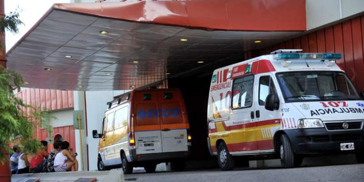 Una joven hirió con una tijera los testículos de su pareja
