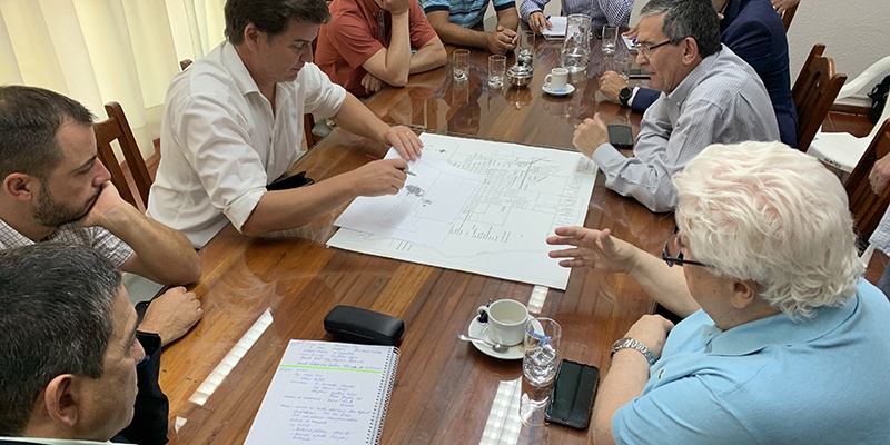 Se realizó una importante reunión por una línea de energía eléctrica alternativa