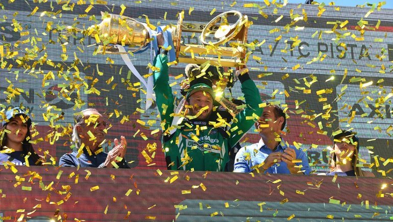 Histórico: Canapino se coronó otra vez campeón del TC en Centenario