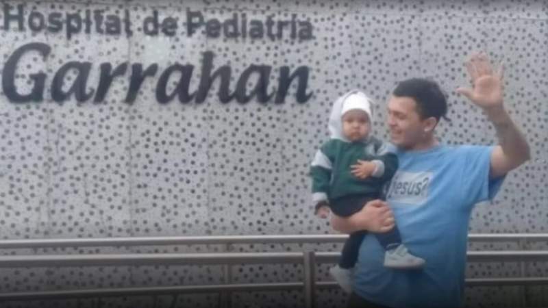 Iker tiene un año y superó el cáncer luego de 15 quimioterapias