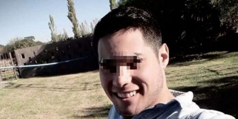 Festejaba el cumpleaños con amigas, apareció su ex novio y la mató a puñaladas