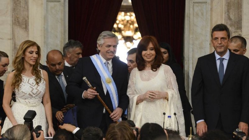 Alberto Fernández intervendrá la AFI y destinará sus fondos a combatir el hambre