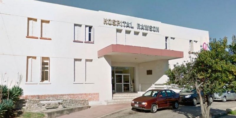 El insólito cartel de un hospital en Córdoba: “No llevarse las sábanas de los cadáveres”