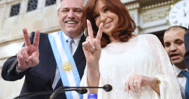 Envían a Cristina Kirchner a juicio oral por la cartelización y coimas en la obra pública
