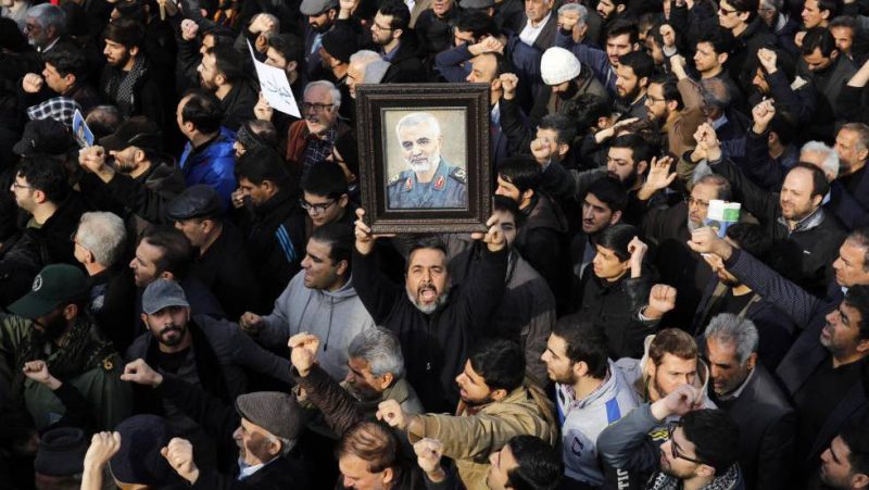 Irán, conmovido por la muerte de Soleimani, planea su venganza