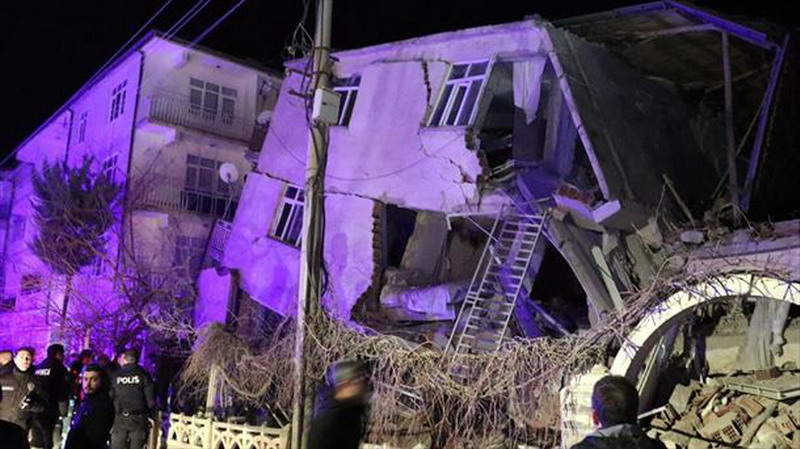 Terremoto de 6,5 en Turquía. 18 muertos y cientos de heridos