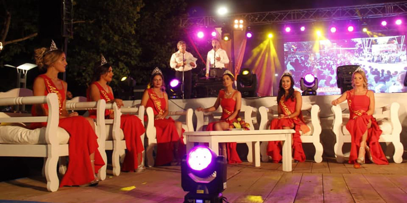 Hoy se realizará la gran Noche de Reinas