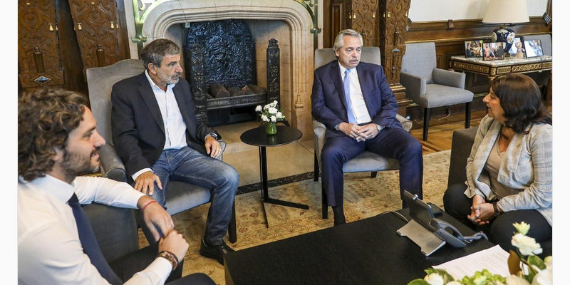 Conicet: el gobierno aumentó las becas doctorales y posdoctorales para investigadores